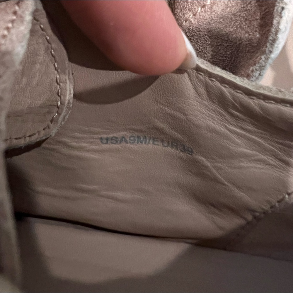Vince Sneakers - Picture 8 of 8